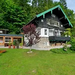 別荘 Haus Ruheplatzerl ルーポルディング